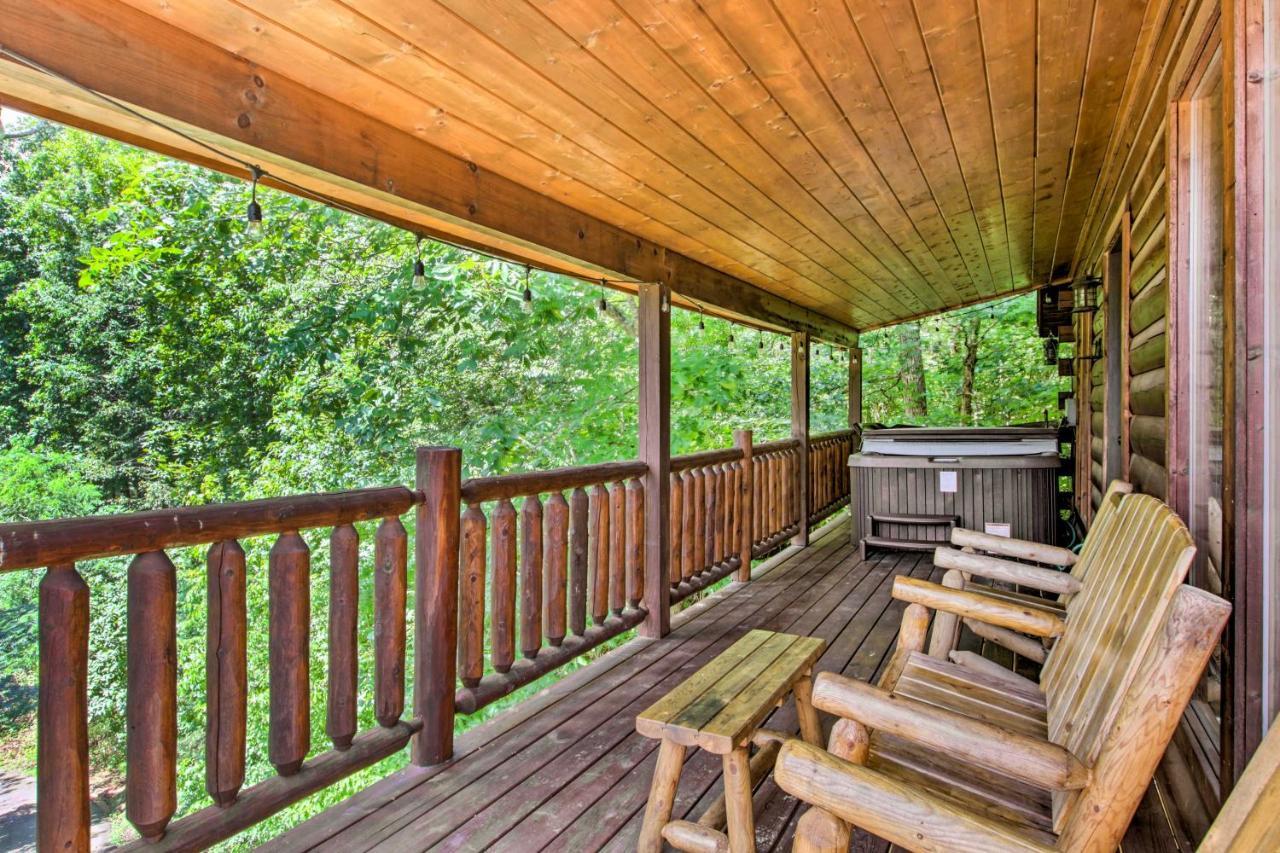 Cabin With Hot Tub And Deck About 12 Mi To Pigeon Forge! เซอเวียร์วีล ภายนอก รูปภาพ