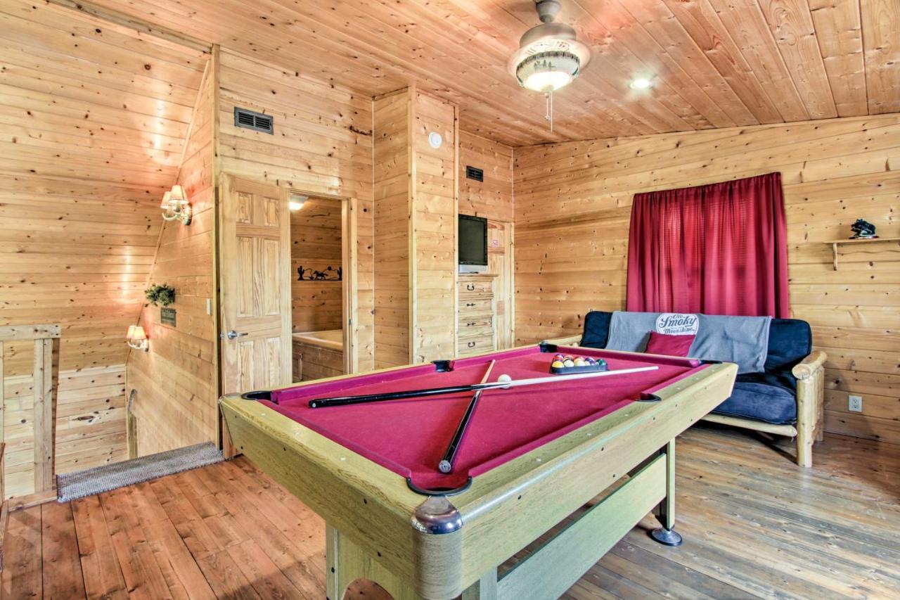 Cabin With Hot Tub And Deck About 12 Mi To Pigeon Forge! เซอเวียร์วีล ภายนอก รูปภาพ