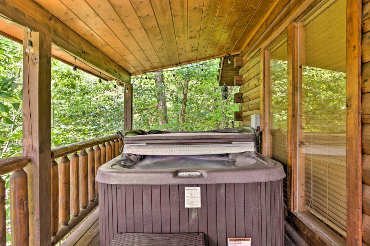 Cabin With Hot Tub And Deck About 12 Mi To Pigeon Forge! เซอเวียร์วีล ภายนอก รูปภาพ